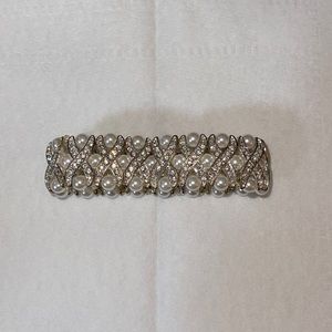 Stunning Pearl Bracelet